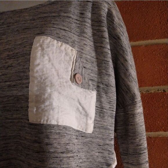 Everleigh Sweatshirt Top  - Picture 2 of 5